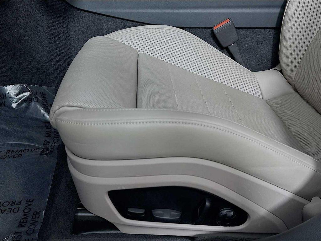 used 2025 Porsche Panamera car, priced at $114,900