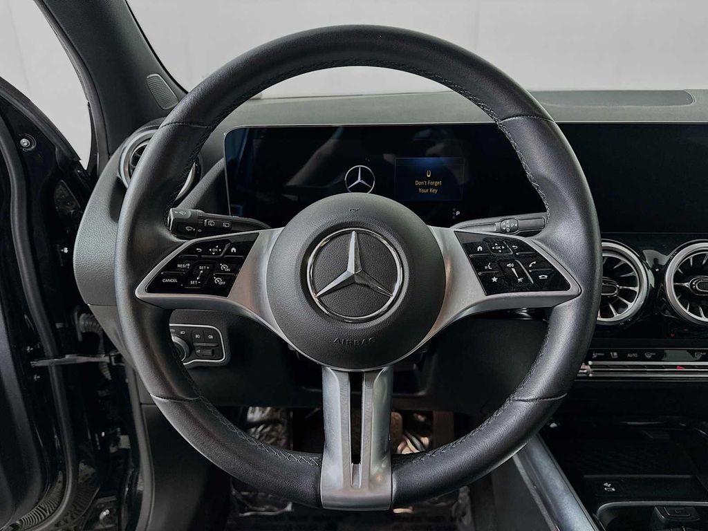 used 2024 Mercedes-Benz GLA 250 car, priced at $33,900