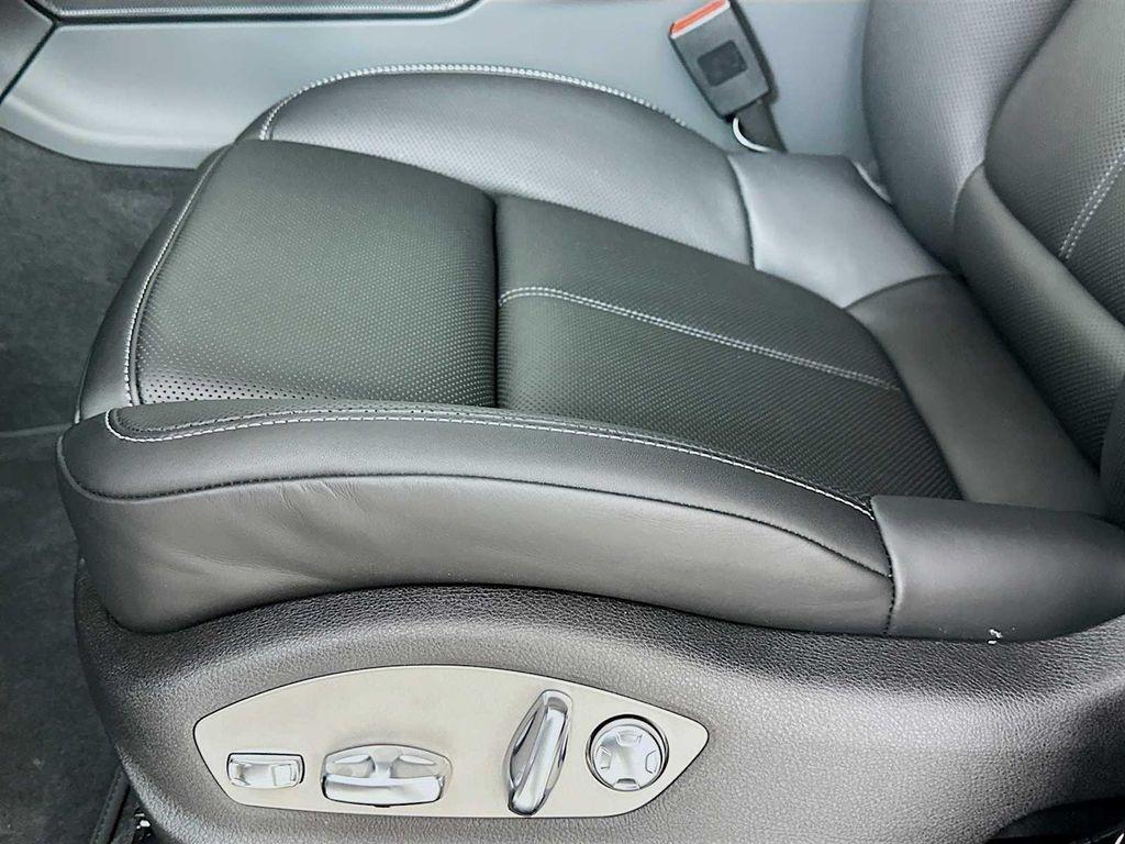 new 2025 Porsche Macan car, priced at $88,415
