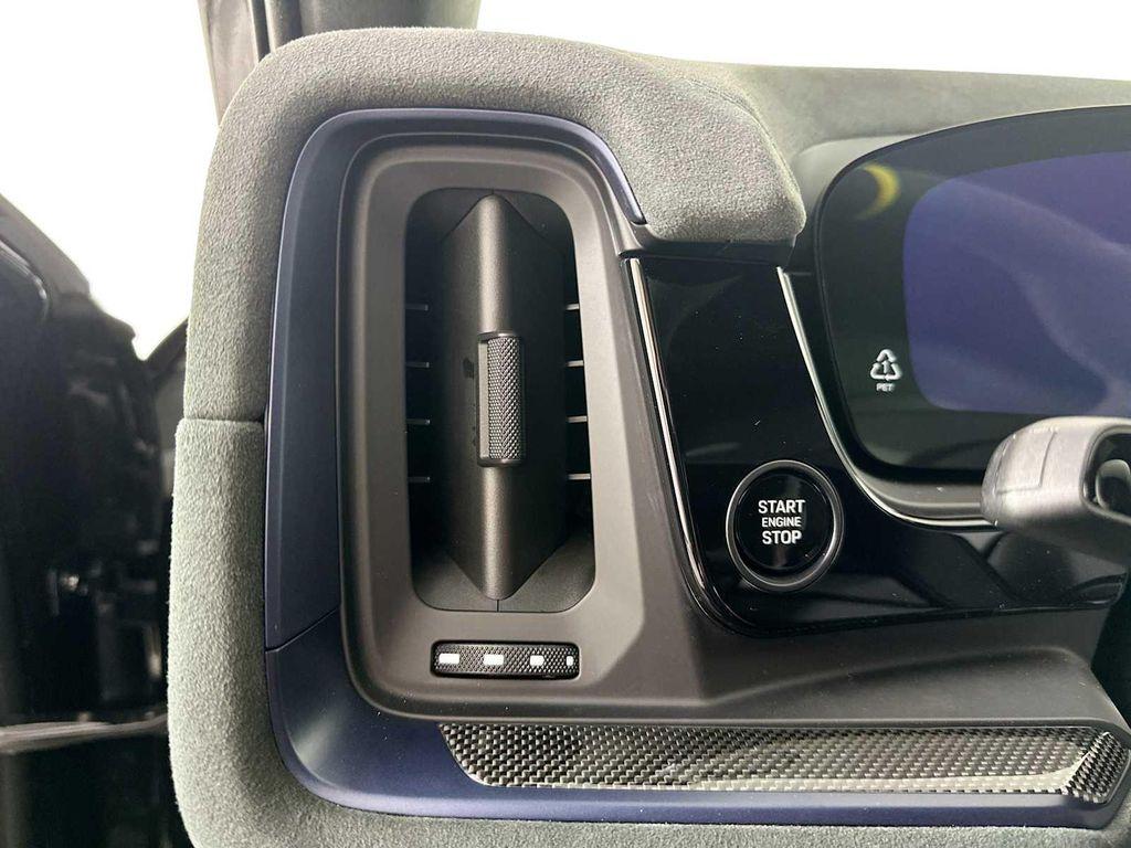 new 2025 Porsche Cayenne car, priced at $225,605