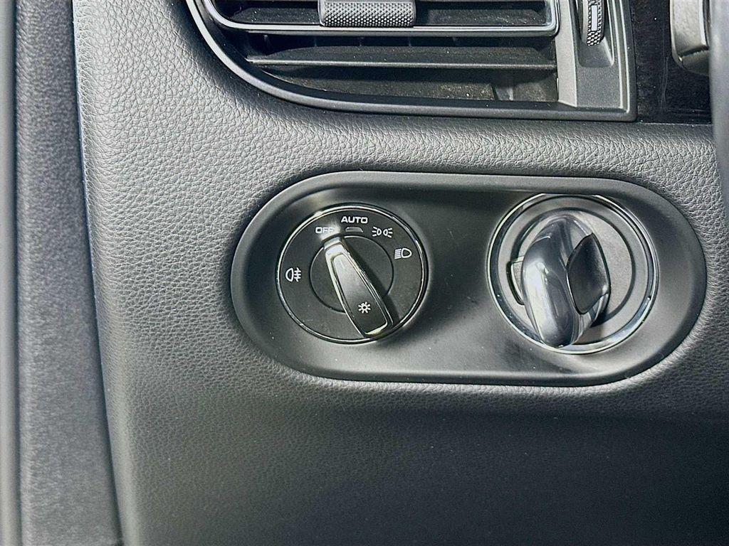 used 2020 Porsche Macan car, priced at $33,900