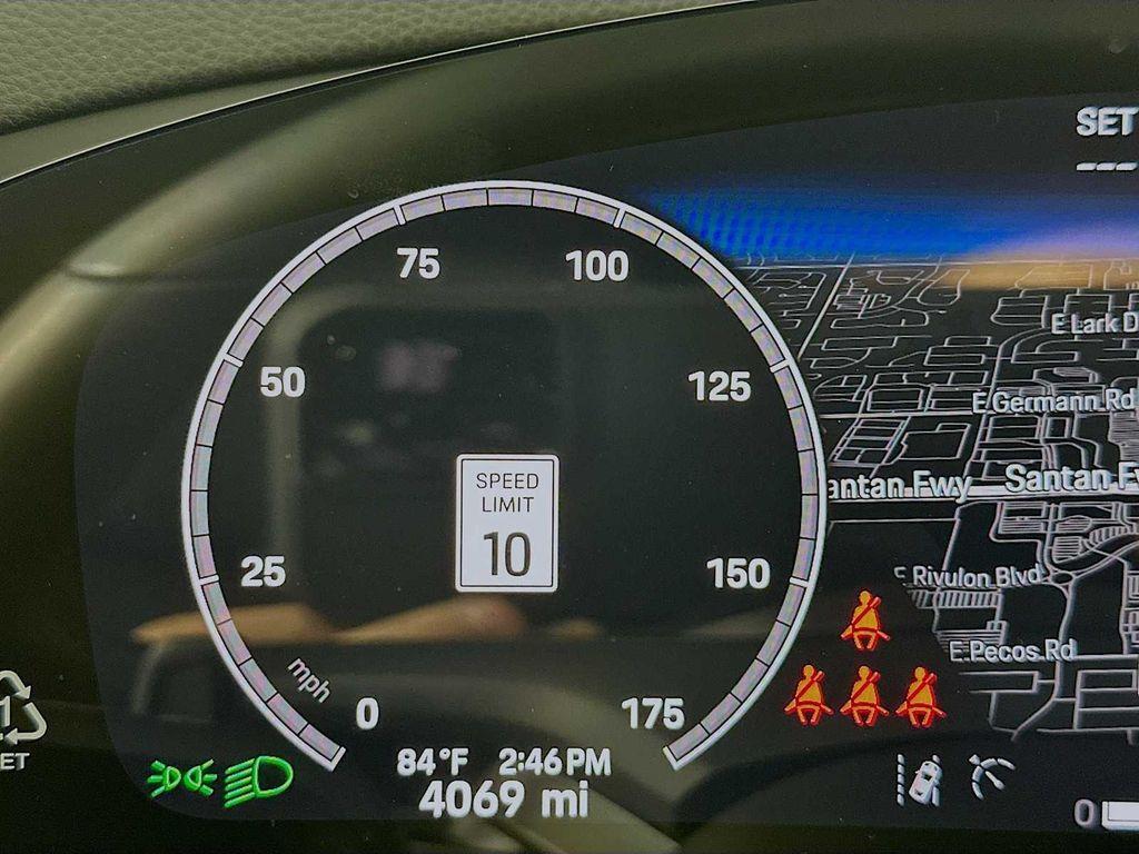 used 2025 Porsche Cayenne car, priced at $89,900