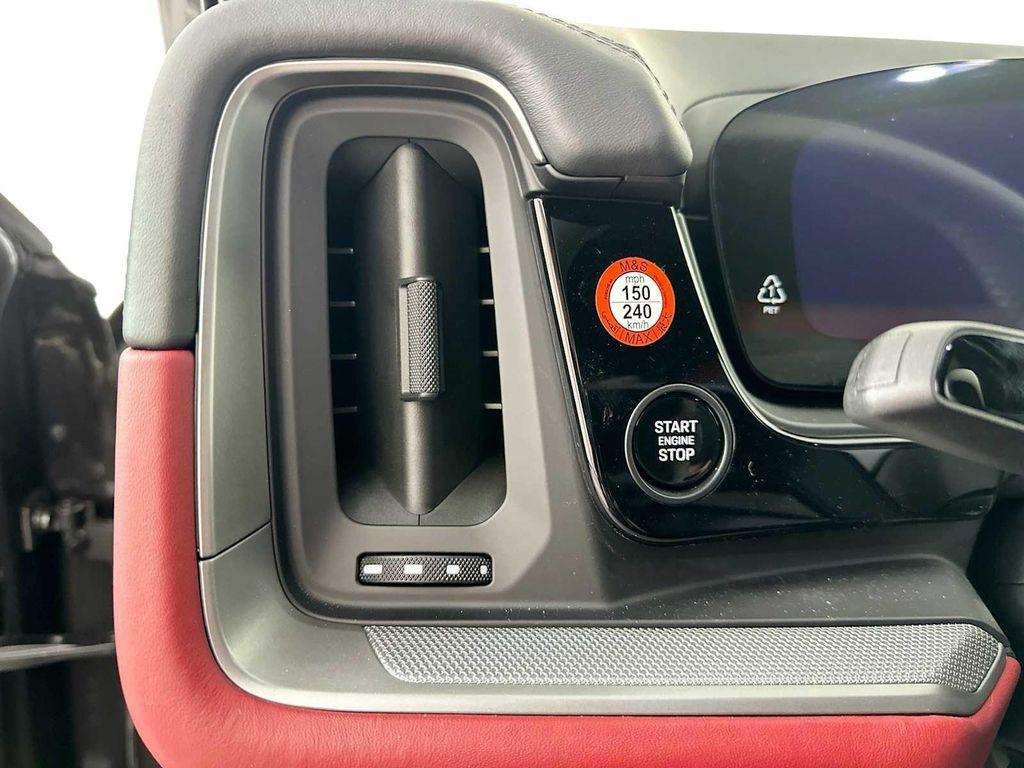 new 2025 Porsche Cayenne car, priced at $127,415