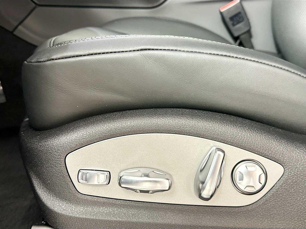 new 2025 Porsche Macan car, priced at $102,425