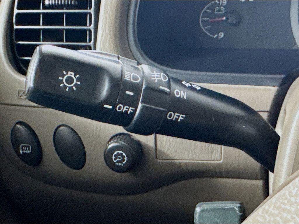 used 2006 Toyota Tundra car, priced at $13,881