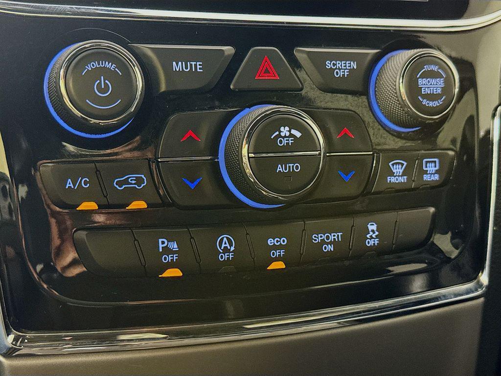 used 2020 Jeep Grand Cherokee car, priced at $18,481