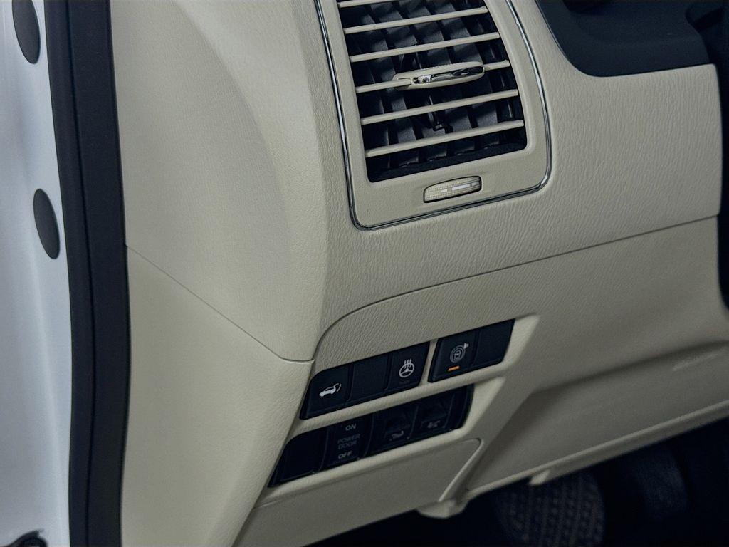 used 2024 INFINITI QX80 car, priced at $60,981