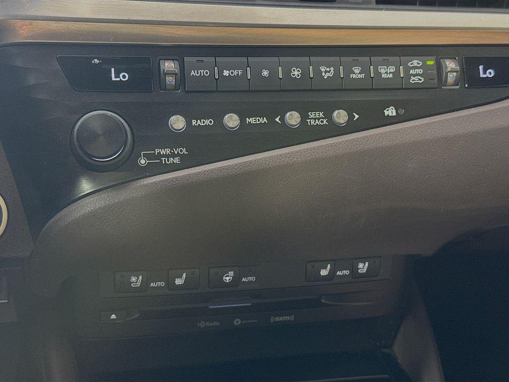 used 2020 Lexus ES 350 car, priced at $26,871