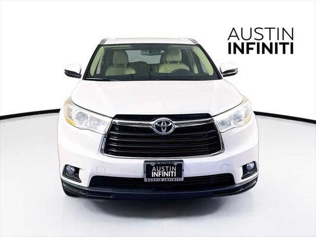 used 2014 Toyota Highlander car, priced at $17,094