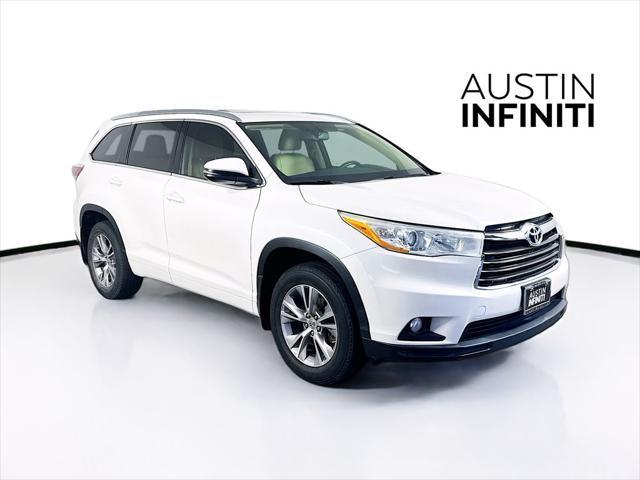 used 2014 Toyota Highlander car, priced at $17,094