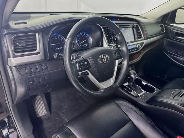 used 2016 Toyota Highlander car, priced at $12,387