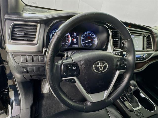 used 2016 Toyota Highlander car, priced at $12,387