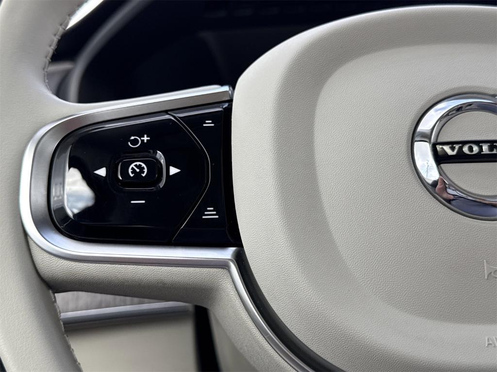 used 2024 Volvo XC90 Recharge Plug-In Hybrid car, priced at $57,500