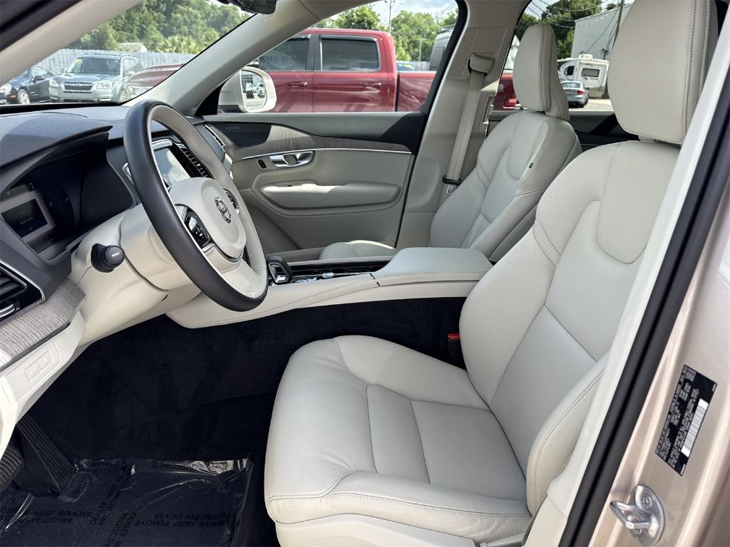 used 2024 Volvo XC90 Recharge Plug-In Hybrid car, priced at $57,500