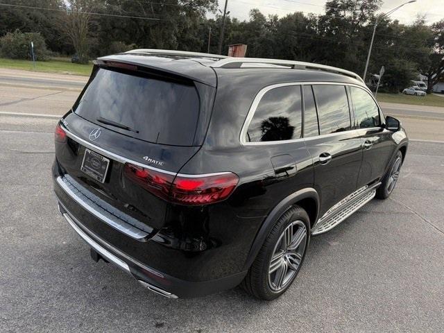 new 2025 Mercedes-Benz GLS 450 car