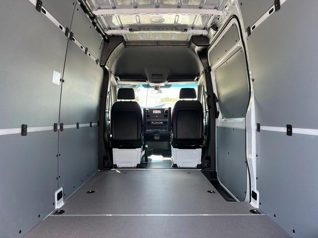 new 2023 Mercedes-Benz Sprinter 2500 car