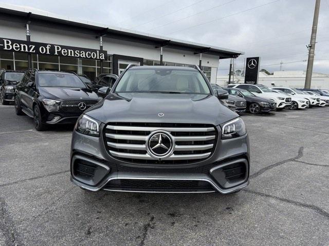 new 2025 Mercedes-Benz GLS 450 car