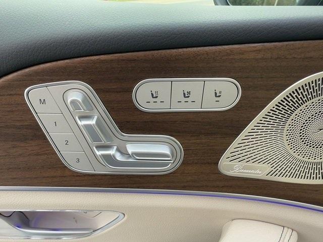 new 2025 Mercedes-Benz GLS 450 car