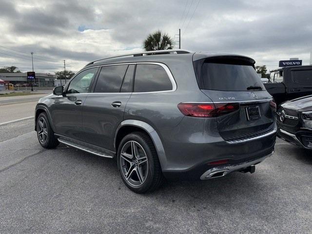 new 2025 Mercedes-Benz GLS 450 car