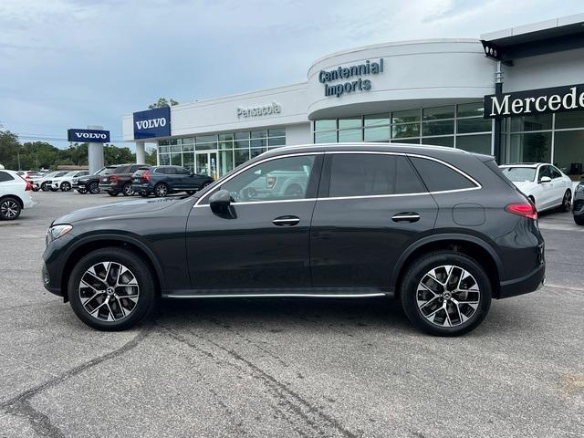 new 2025 Mercedes-Benz GLC 350e car