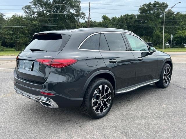 new 2025 Mercedes-Benz GLC 350e car