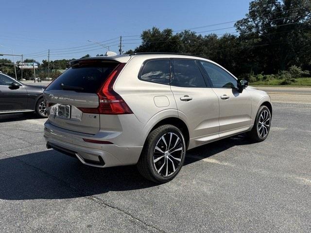 new 2025 Volvo XC60 car