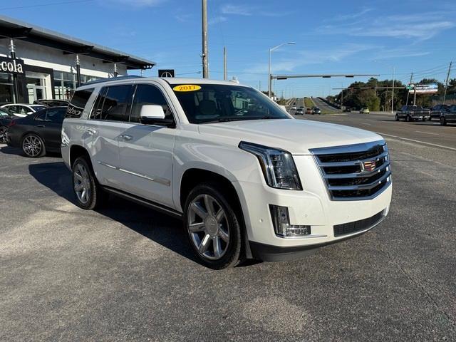 used 2017 Cadillac Escalade car, priced at $27,000