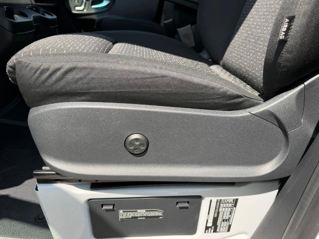 new 2025 Mercedes-Benz Sprinter 2500 car