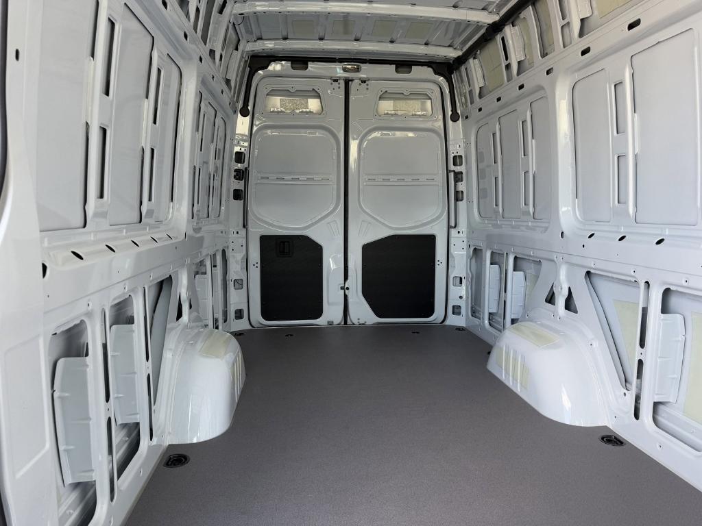 new 2025 Mercedes-Benz Sprinter 2500 car