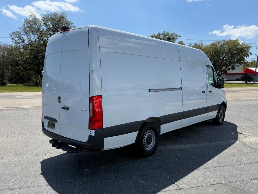 new 2025 Mercedes-Benz Sprinter 2500 car