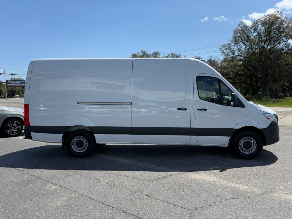 new 2025 Mercedes-Benz Sprinter 2500 car