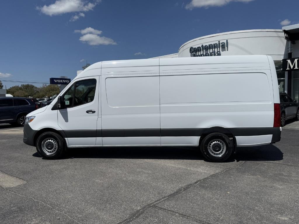 new 2025 Mercedes-Benz Sprinter 2500 car