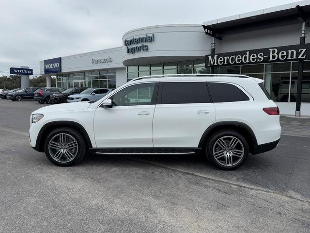 new 2025 Mercedes-Benz GLS 450 car