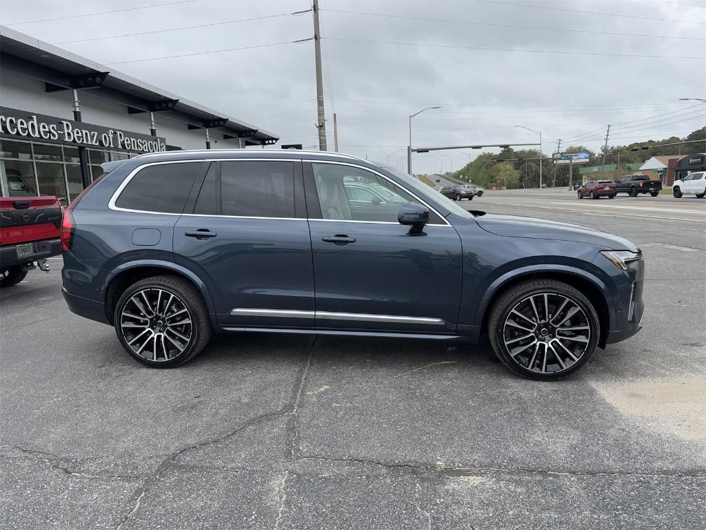 new 2025 Volvo XC90 car