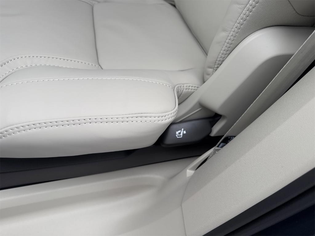 new 2025 Volvo XC90 car