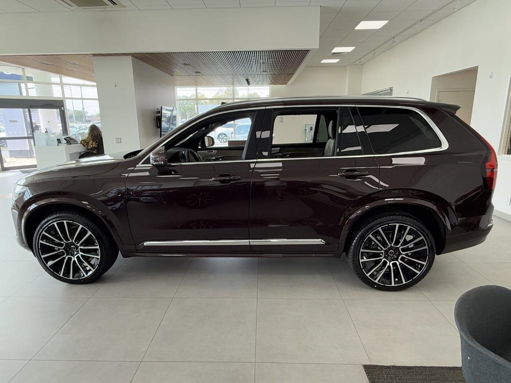 new 2025 Volvo XC90 car