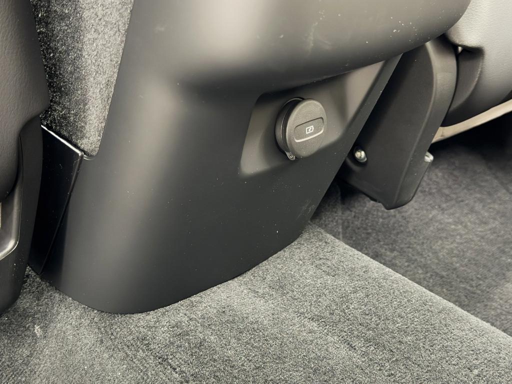 new 2025 Volvo XC90 car