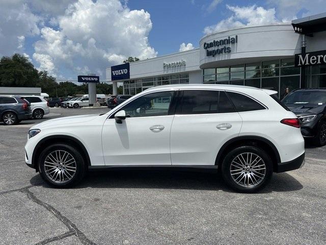 new 2024 Mercedes-Benz GLC 300 car