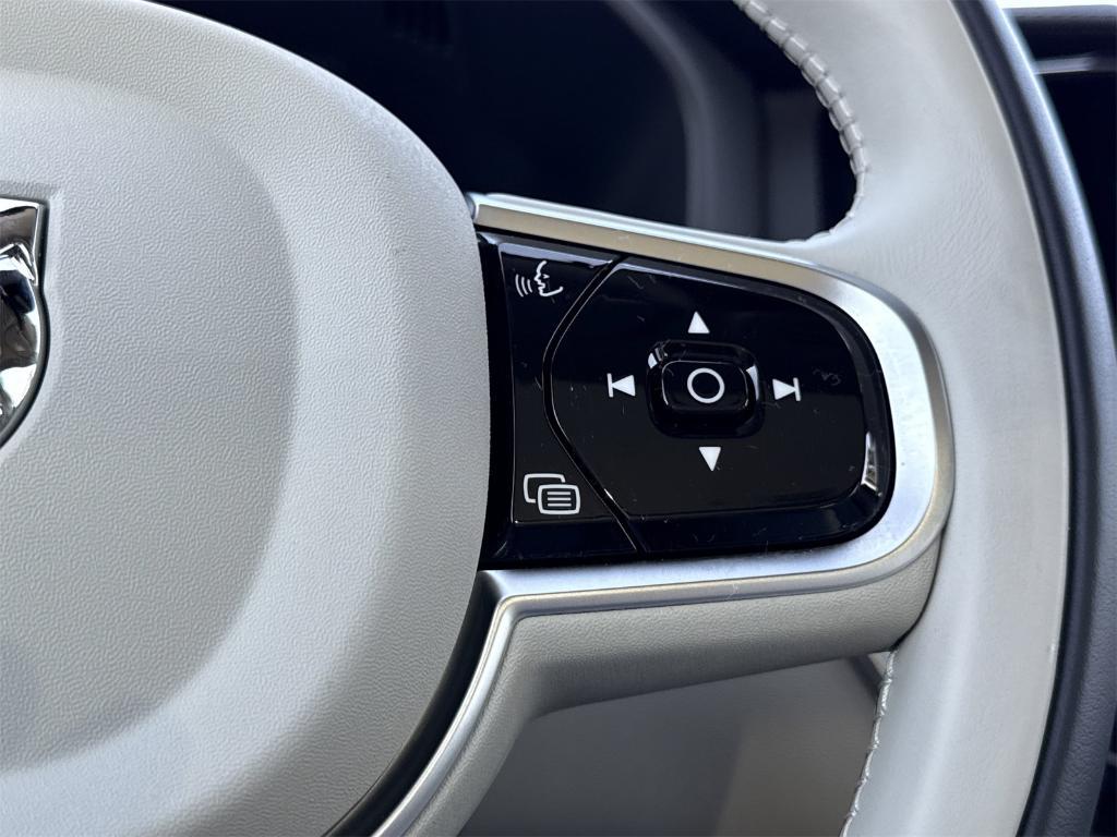 used 2025 Volvo XC60 car, priced at $52,900