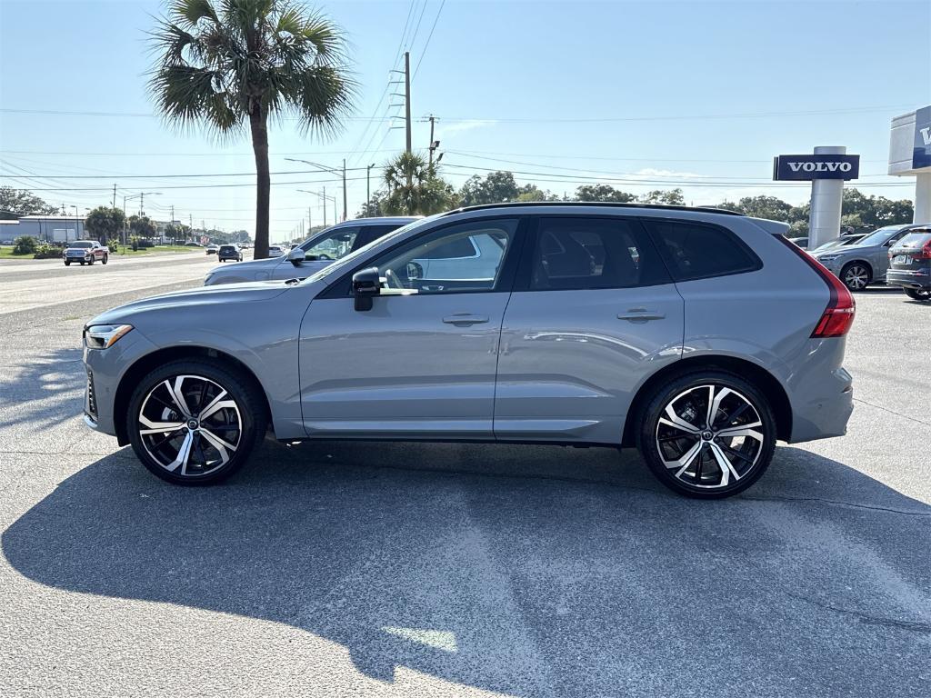 used 2025 Volvo XC60 car, priced at $52,900