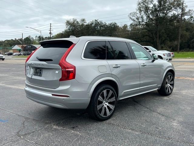 new 2024 Volvo XC90 Recharge Plug-In Hybrid car