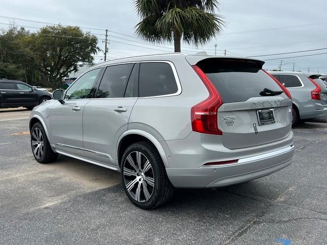 new 2024 Volvo XC90 Recharge Plug-In Hybrid car