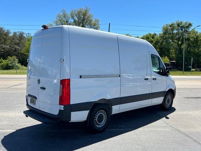 new 2024 Mercedes-Benz Sprinter 2500 car