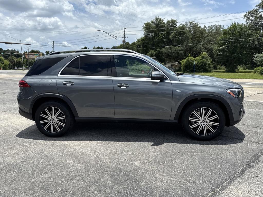 new 2025 Mercedes-Benz GLE 450e car