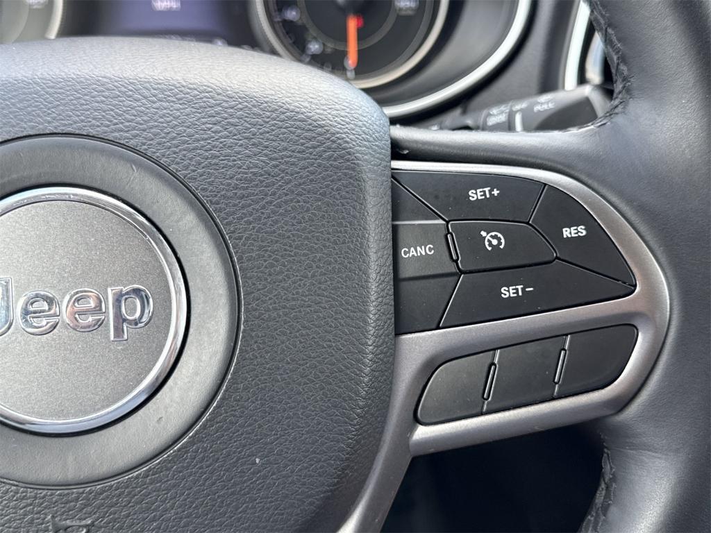 used 2019 Jeep Cherokee car, priced at $14,788