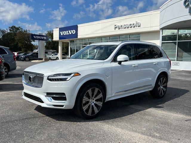 new 2024 Volvo XC90 Recharge Plug-In Hybrid car