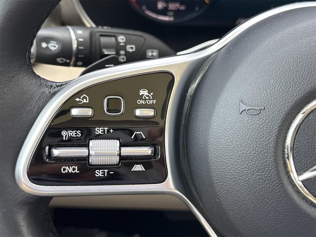used 2021 Mercedes-Benz GLC 300 car, priced at $31,077