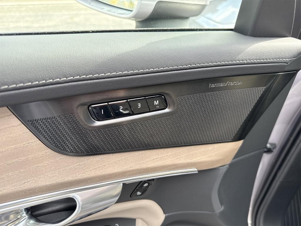 new 2026 Volvo XC90 car