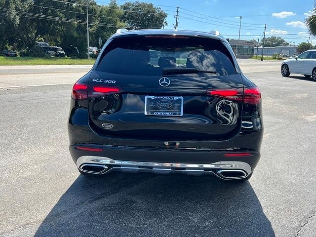 new 2024 Mercedes-Benz GLC 300 car