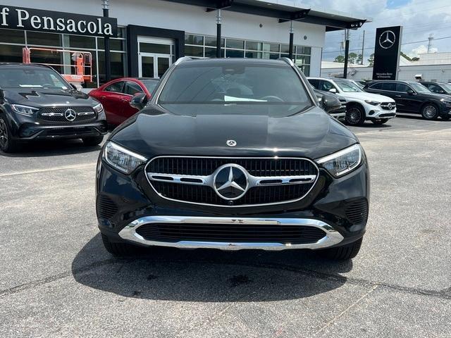 new 2024 Mercedes-Benz GLC 300 car